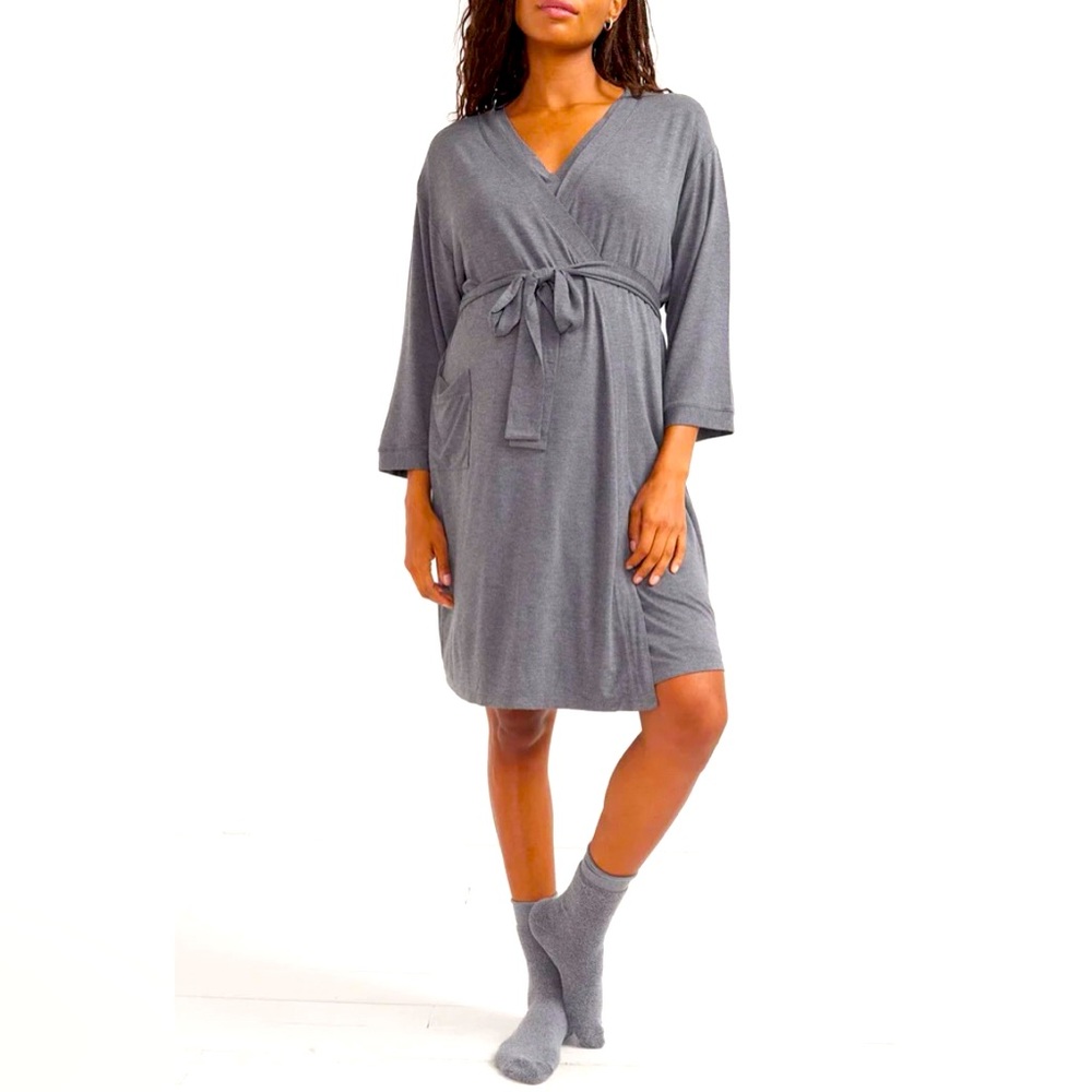 Hatch maternity robe